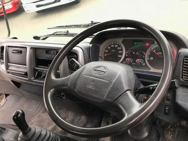 日野 レンジャー TKG-FC9JCA(2WD)の写真21