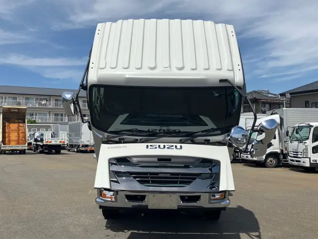いすゞ ギガ 2RG-CXZ77DT(6x4)の写真23