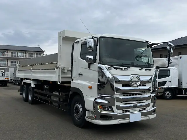 日野 プロフィア 2DG-FS1EHA(6x4)の写真2