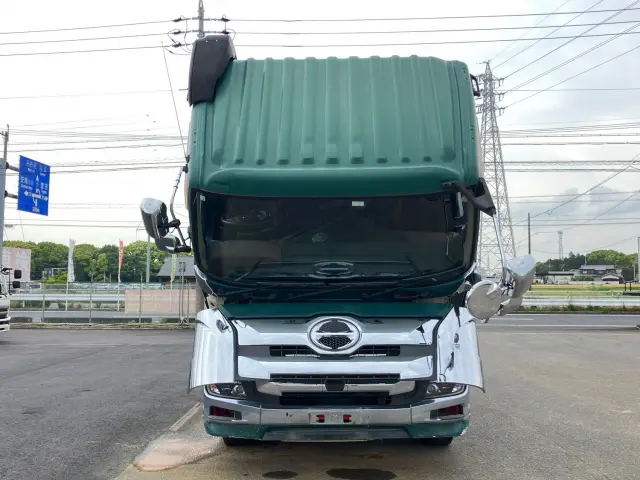 日野 プロフィア 2DG-FS1AGA(6x4)の写真23