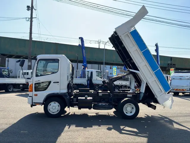 日野 レンジャー TKG-FC9JCAP(2WD)の写真5
