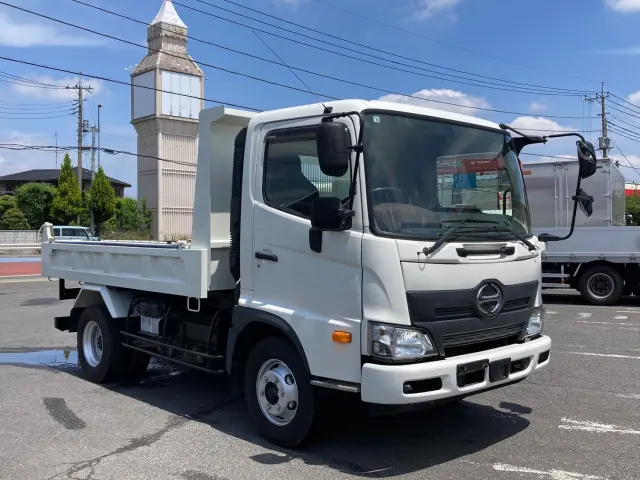 日野 レンジャー 2KG-FC2ABA(2WD)の写真2