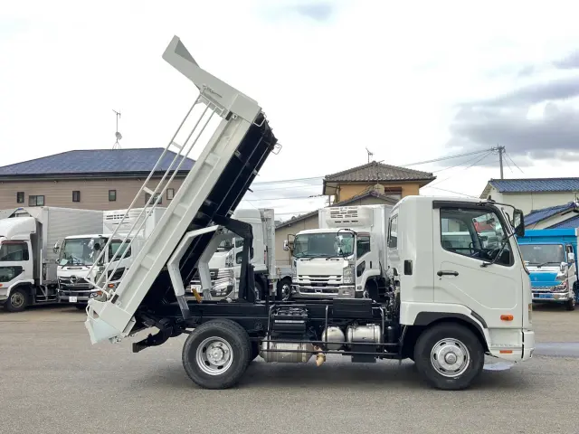 三菱 ファイター 2KG-FK72F(2WD)の写真6