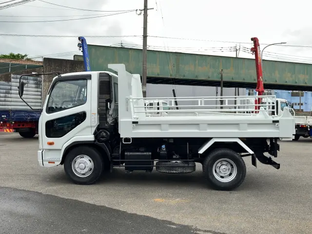 三菱 ファイター 2KG-FK72F(2WD)の写真7
