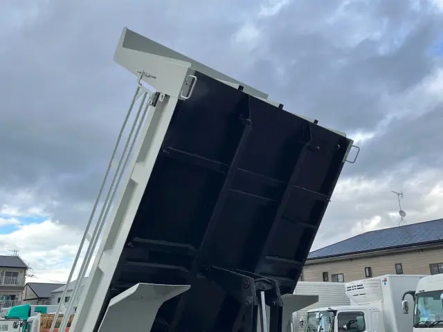 三菱 ファイター 2KG-FK72F(2WD)の写真12