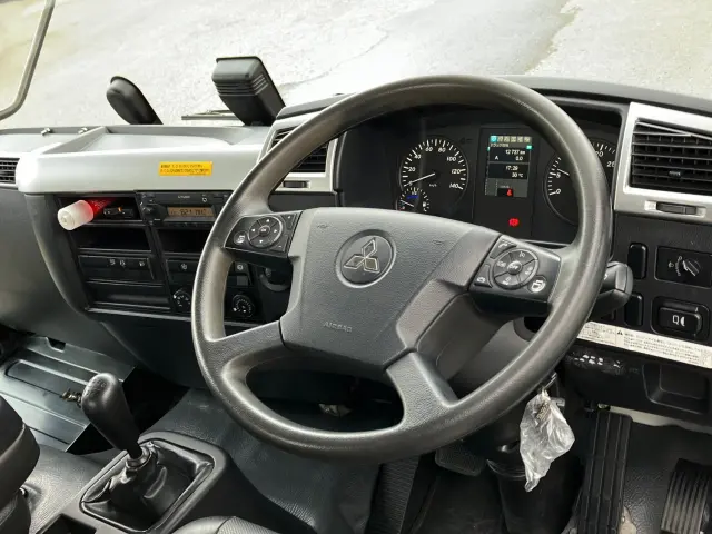 三菱 ファイター 2KG-FK72F(2WD)の写真21