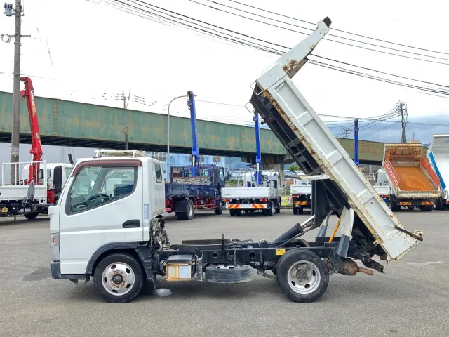 三菱 キャンター TKG-FBA30(2WD)の写真5
