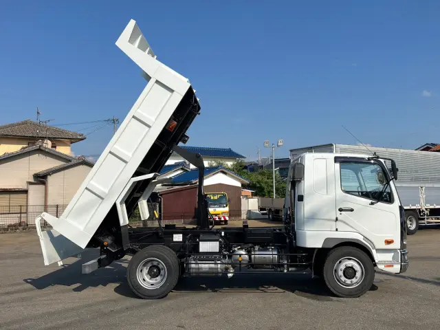 三菱 ファイター 2KG-FK62FZ(2WD)の写真6