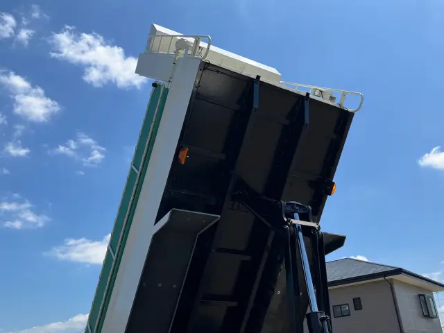 日野 プロフィア 2DG-FS1AGE(6x4)の写真12