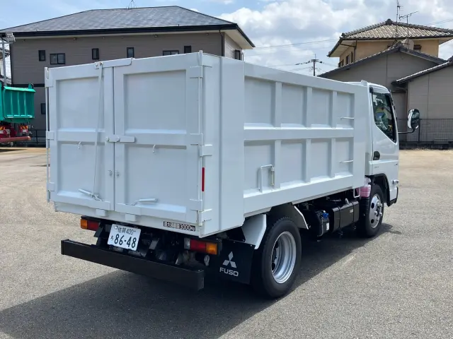 三菱 キャンター 2RG-FBA60(2WD)の写真3
