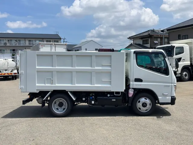 三菱 キャンター 2RG-FBA60(2WD)の写真8