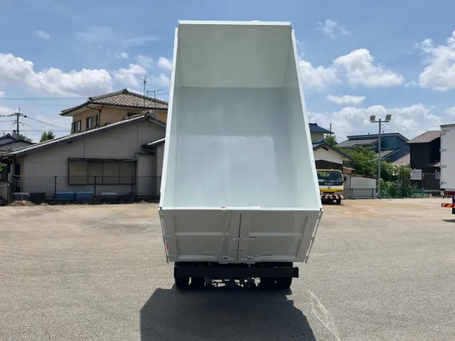 三菱 キャンター 2RG-FBA60(2WD)の写真10