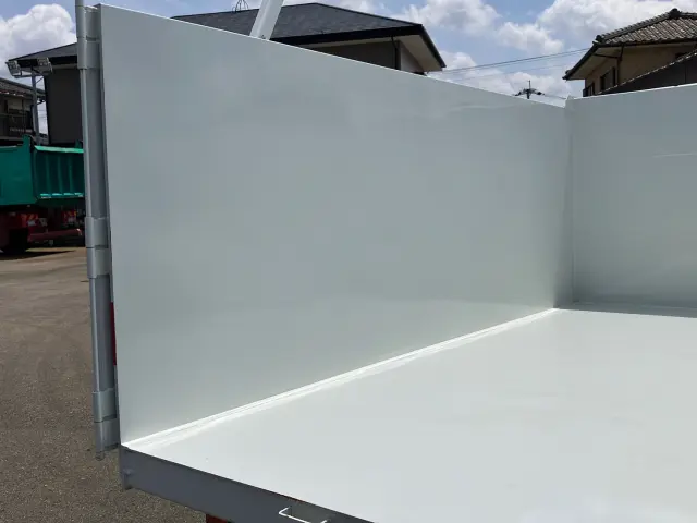 三菱 キャンター 2RG-FBA60(2WD)の写真12