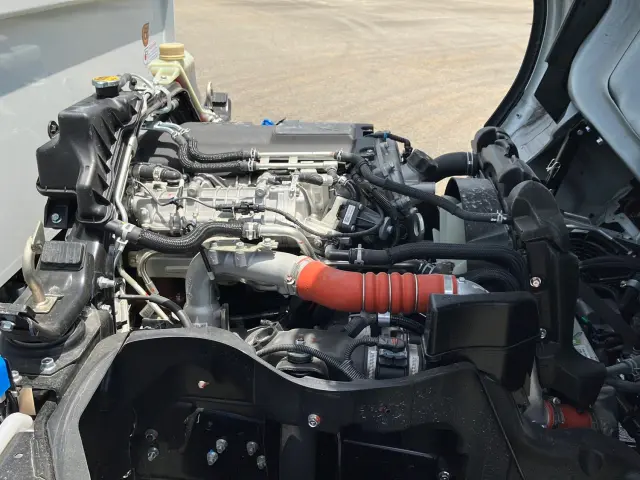 三菱 キャンター 2RG-FBA60(2WD)の写真21