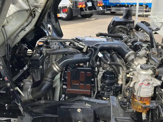 いすゞ フォワード 2RG-FRR90S1(2WD)の写真20