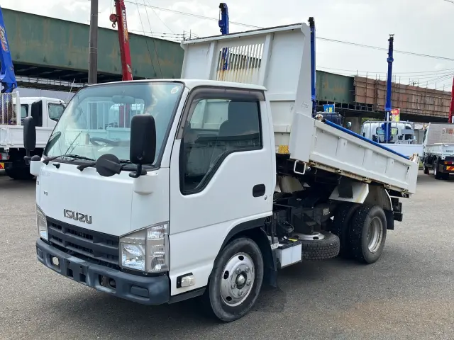 いすゞ エルフ TKG-NKR85AN(2WD)の写真1