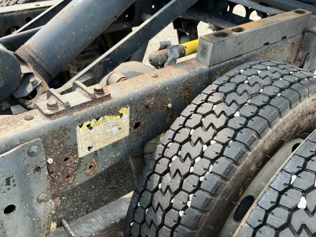 いすゞ エルフ TKG-NKR85AN(2WD)の写真14