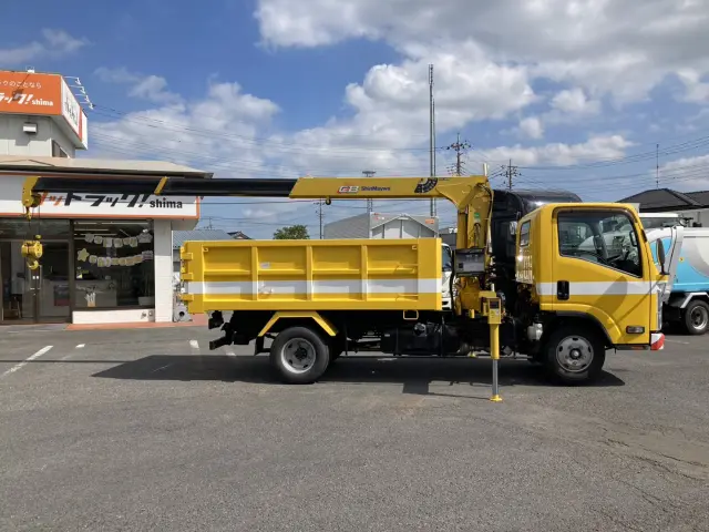 いすゞ エルフ TRG-NMR85AN(2WD)の写真6