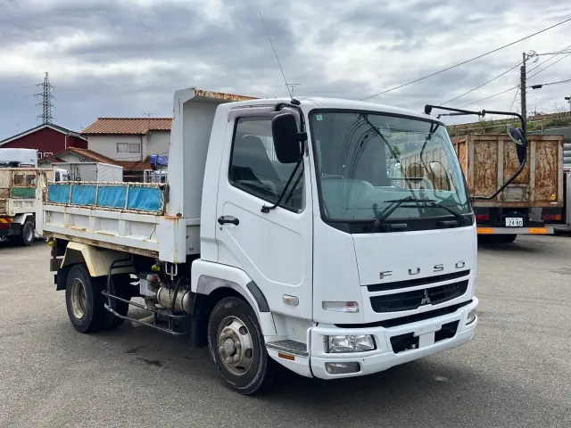 三菱 ファイター PA-FK71F(2WD)の写真2