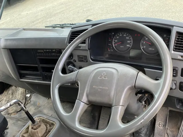 三菱 ファイター PA-FK71F(2WD)の写真21