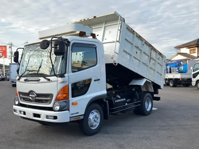 日野 レンジャー TKG-FC9JCAP(2WD)の写真1