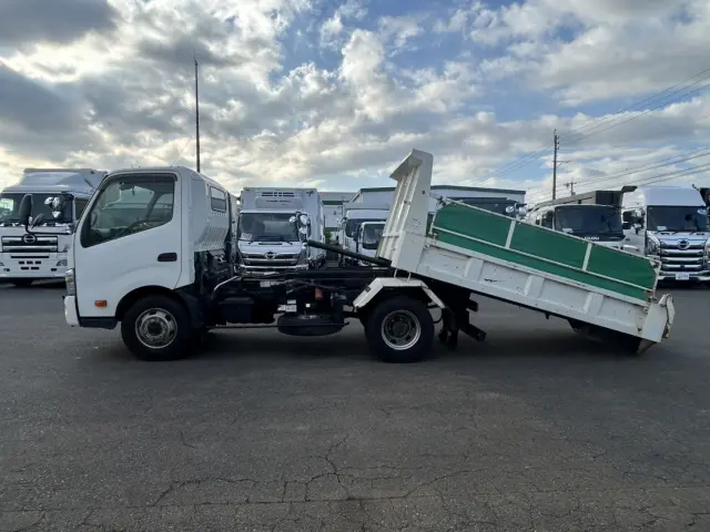 日野 デュトロ 2KG-XZU700X(2WD)の写真5