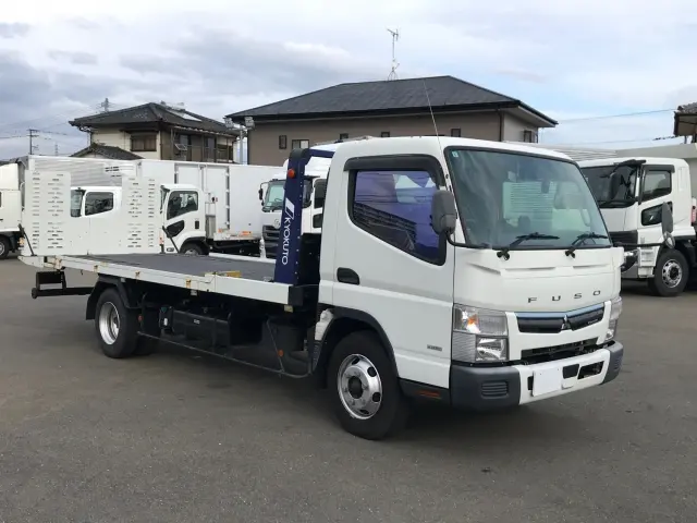 三菱 キャンター 2PG-FEB80(2WD)の写真2