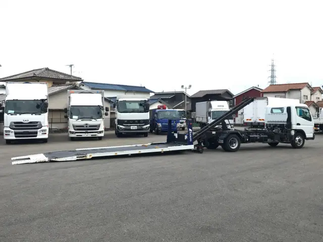 三菱 キャンター 2PG-FEB80(2WD)の写真6