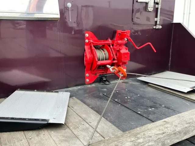 三菱 ファイター 2DG-FQ62F(6x4)の写真10