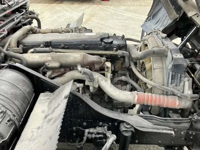 三菱 ファイター 2DG-FQ62F(6x4)の写真20