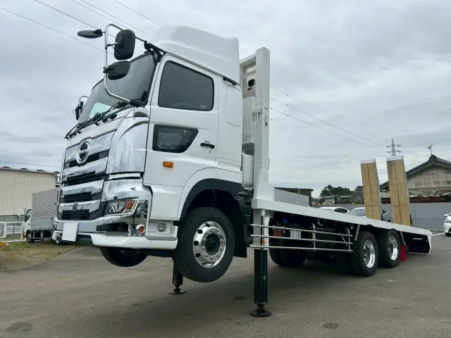 日野 プロフィア 2DG-FS1AJE(6x4)の写真1