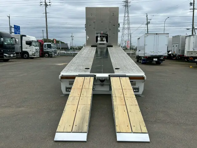 日野 プロフィア 2DG-FS1AJE(6x4)の写真10