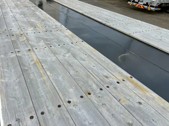 日野 プロフィア 2DG-FS1AJE(6x4)の写真13