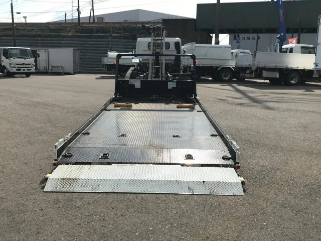 三菱 キャンター 2PG-FEB80(2WD)の写真8