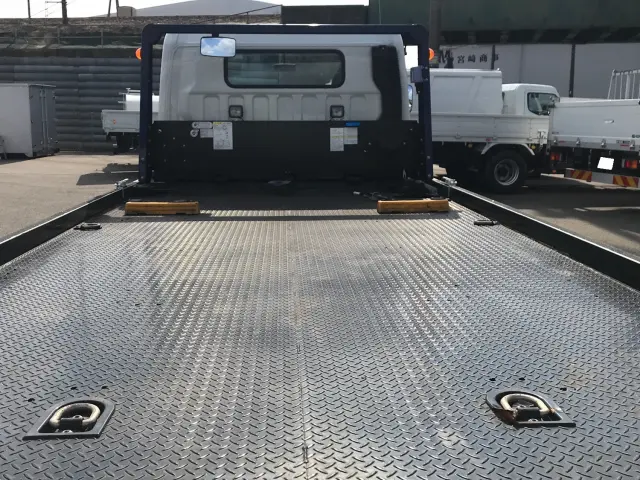 三菱 キャンター 2PG-FEB80(2WD)の写真9