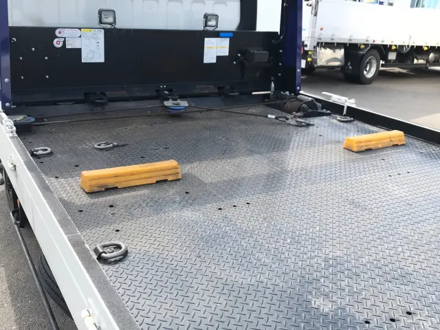 三菱 キャンター 2PG-FEB80(2WD)の写真10