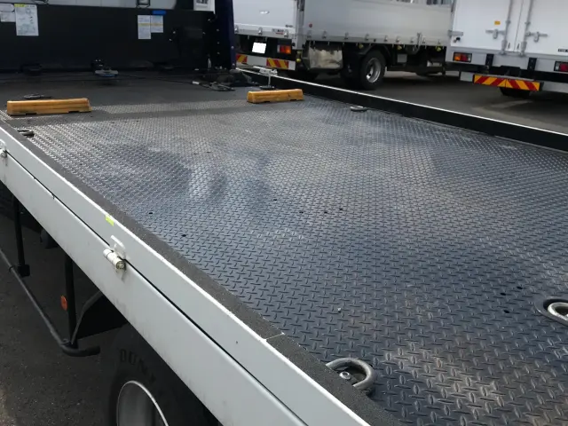 三菱 キャンター 2PG-FEB80(2WD)の写真11