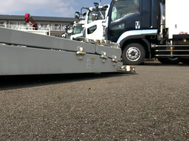 三菱 キャンター 2PG-FEB80(2WD)の写真17