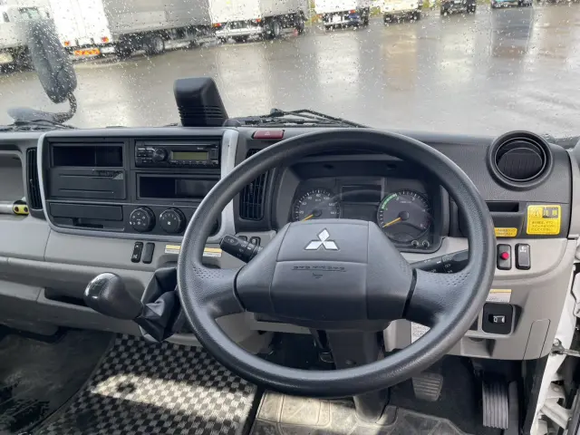 三菱 キャンター 2PG-FEB80(2WD)の写真22