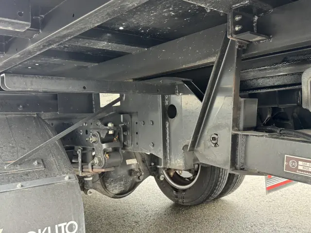 三菱 キャンター TPG-FEB50(2WD)の写真14