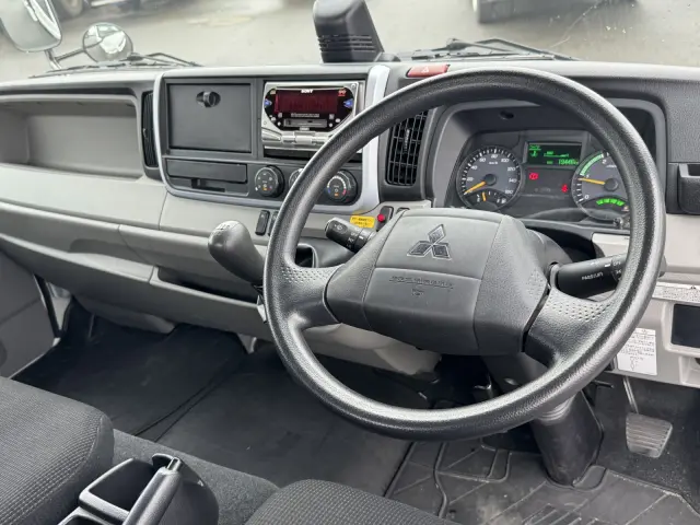 三菱 キャンター TPG-FEB50(2WD)の写真22