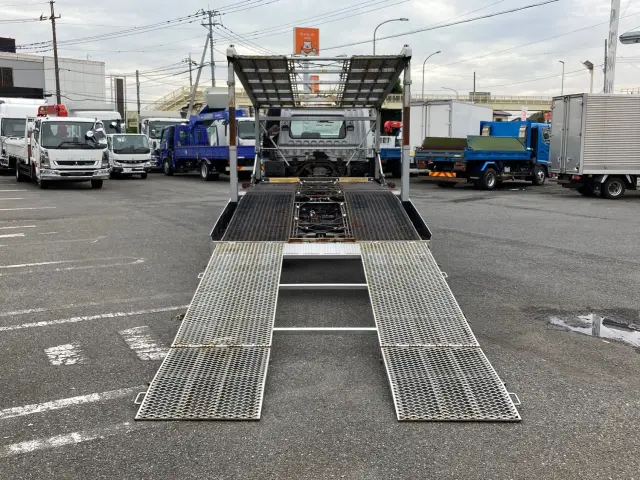 三菱 ファイター PA-FK71F(2WD)の写真8