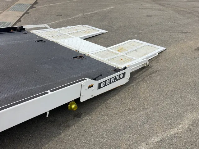 いすゞ エルフ 2RG-NPR88AN(2WD)の写真17