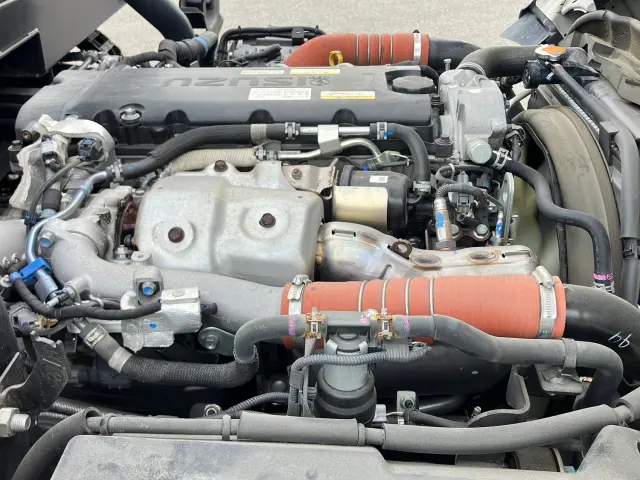 いすゞ エルフ 2RG-NPR88AN(2WD)の写真19