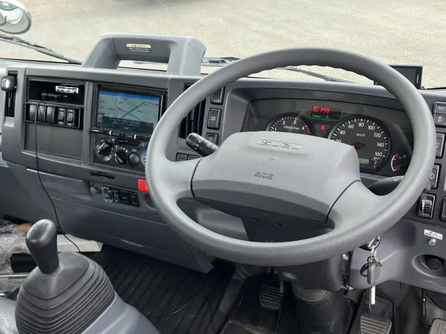 いすゞ エルフ 2RG-NPR88AN(2WD)の写真22