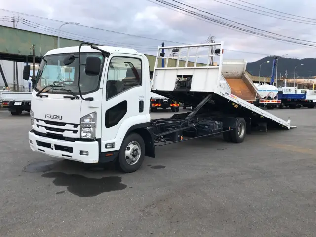 いすゞ フォワード TKG-FRR90S1(2WD)の写真1