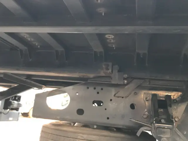 いすゞ フォワード TKG-FRR90S1(2WD)の写真15