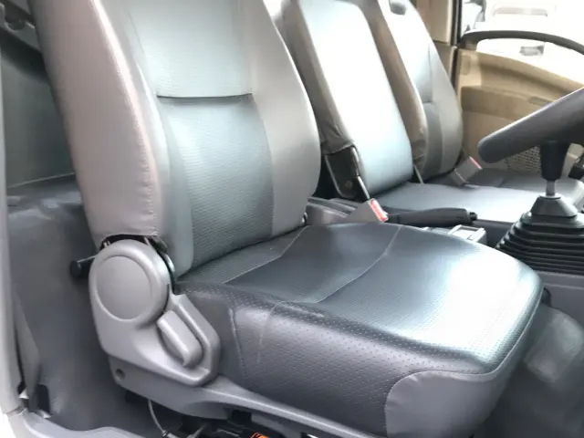 いすゞ フォワード TKG-FRR90S1(2WD)の写真20