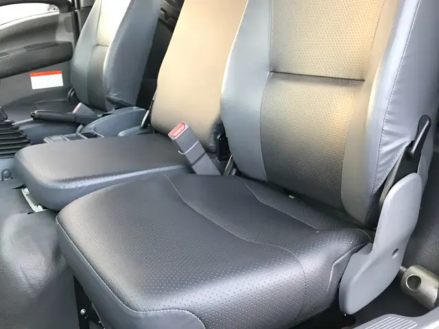 いすゞ フォワード TKG-FRR90S1(2WD)の写真21