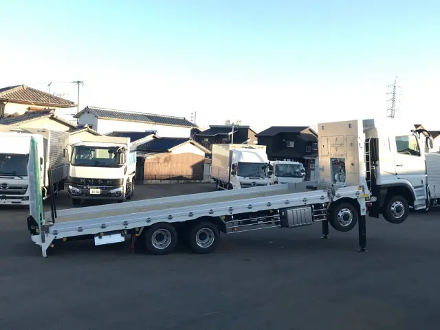 三菱 スーパーグレート 2PG-FS84VZ(8x4)の写真6